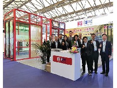 “恒保防火”深受中國國際門(mén)窗幕墻博覽會(huì )現場(chǎng)觀(guān)眾的青睞